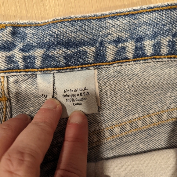 Vintage Calvin Klein cut offs - Picture 6 of 8